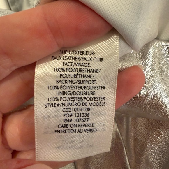 NWT Alice + Olivia Livi High Waist Bootcut Metallic Silver Faux Leather Pants 14 - Picture 9 of 9